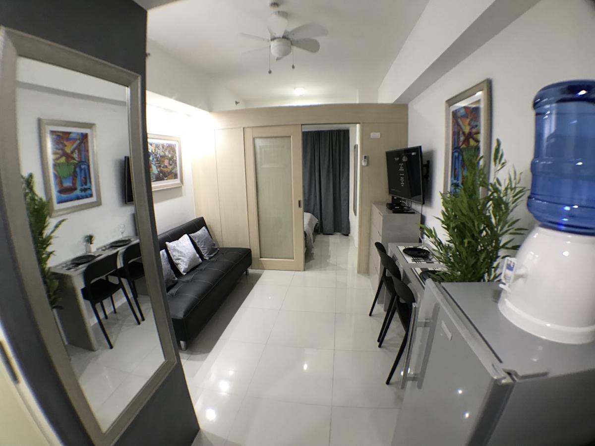 Jazz Makati Luxury Apartment Манила Экстерьер фото